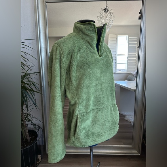 Vintage The North Face Avocado Green Teddy Fleece Sweater Top Size XL - Picture 5 of 8